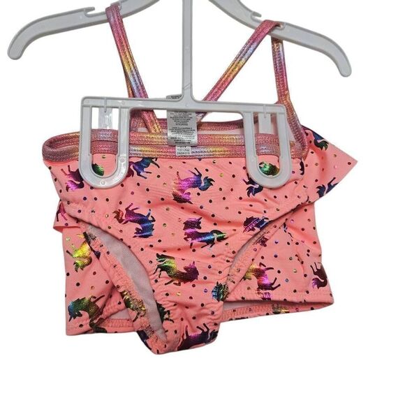 4 sets of outfits for girls - Picture 3 of 5